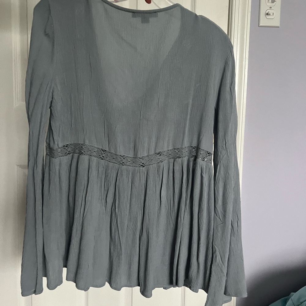 Gray American Eagle Patterned Blouse - image 2